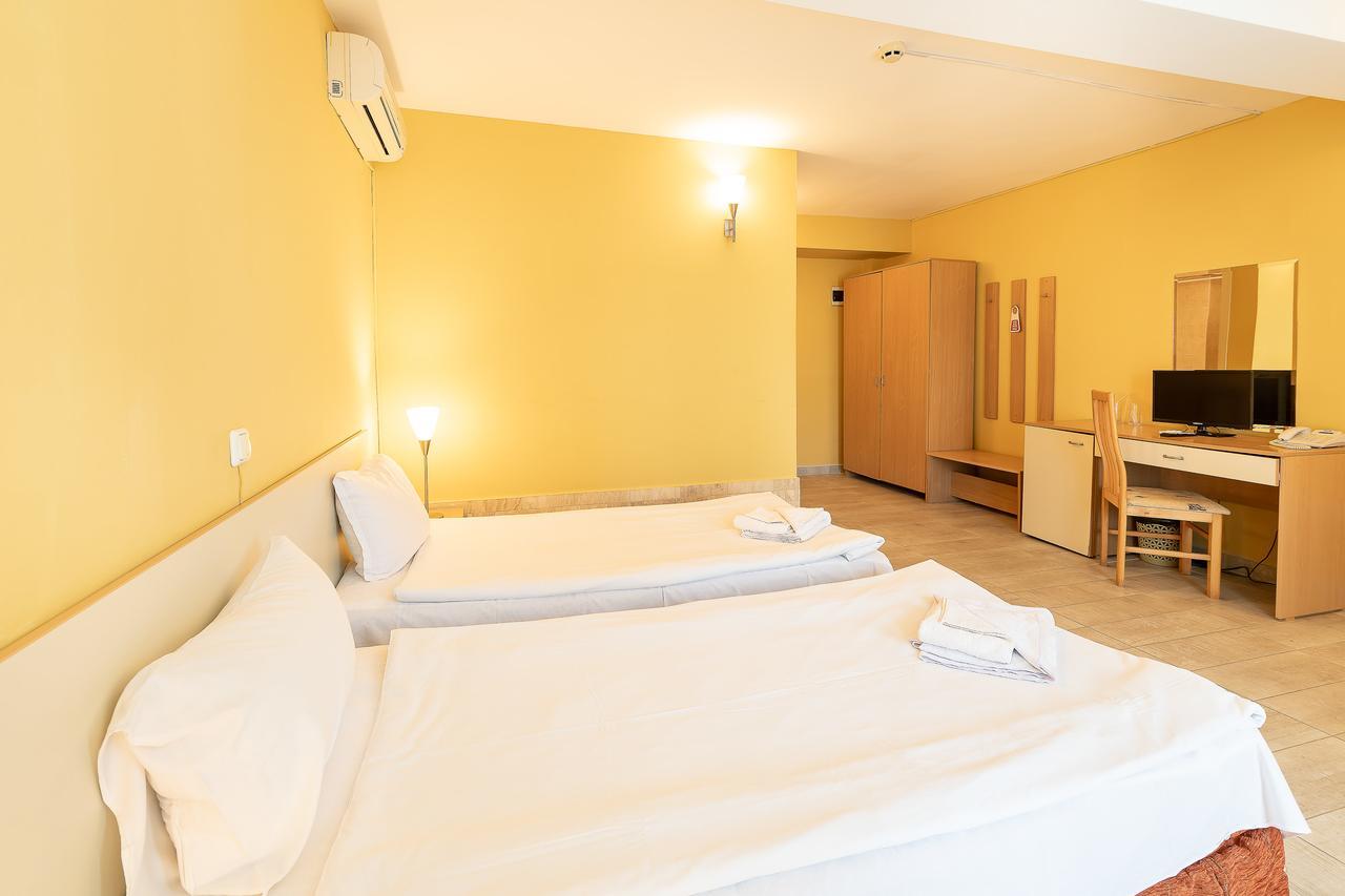 Hotel Juli Sluneční pobřeží Exteriér fotografie